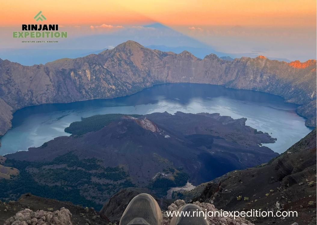 Explore the Majesty of Mount Rinjani